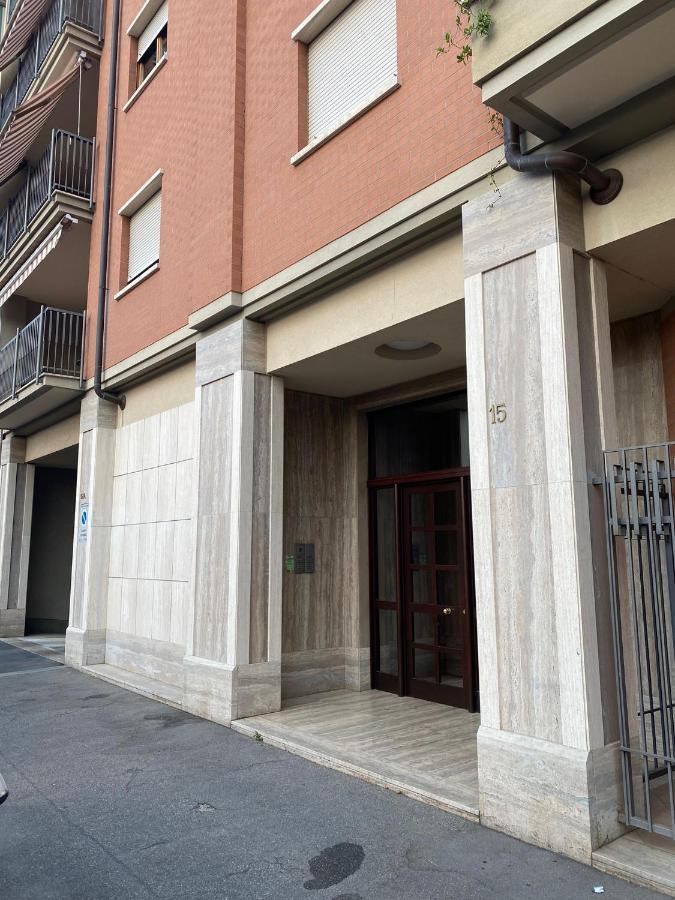 Appartamento Cenisia Vicino Al Centro Con Garage Turin Exterior photo